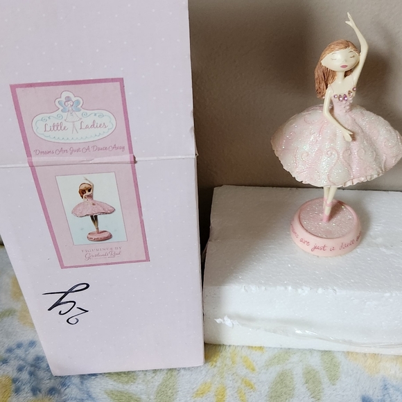 Vintage Grasslands Ballerina Figurine - Picture 1 of 6
